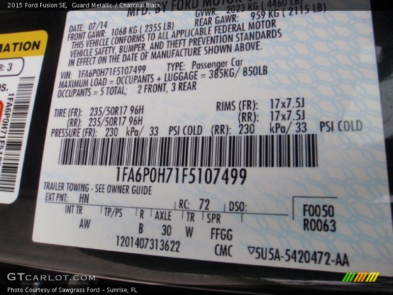 Guard Metallic / Charcoal Black 2015 Ford Fusion SE