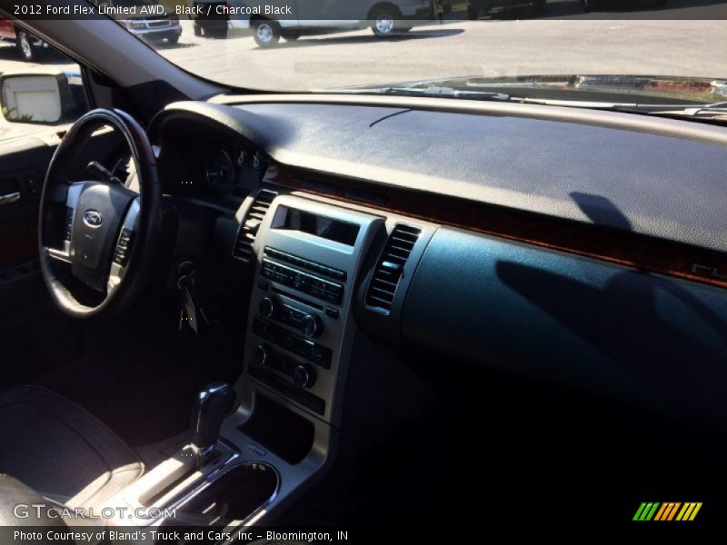Black / Charcoal Black 2012 Ford Flex Limited AWD