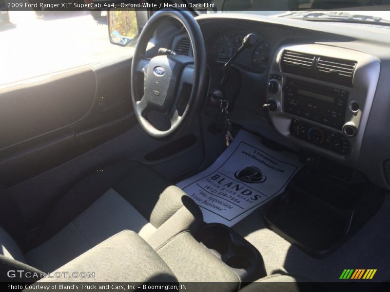 Oxford White / Medium Dark Flint 2009 Ford Ranger XLT SuperCab 4x4
