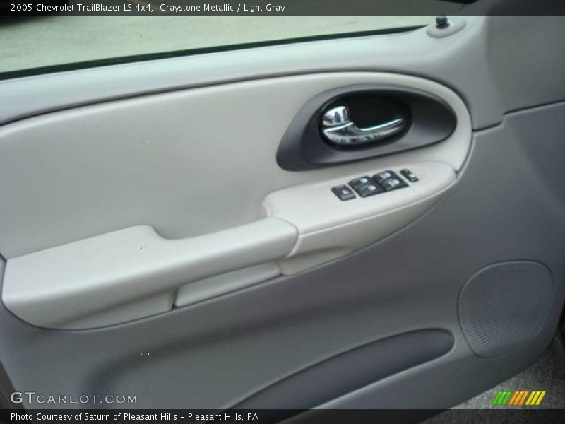 Graystone Metallic / Light Gray 2005 Chevrolet TrailBlazer LS 4x4