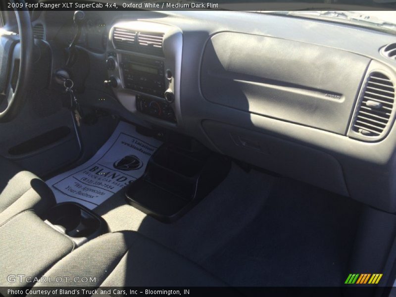 Oxford White / Medium Dark Flint 2009 Ford Ranger XLT SuperCab 4x4