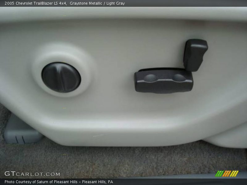 Graystone Metallic / Light Gray 2005 Chevrolet TrailBlazer LS 4x4