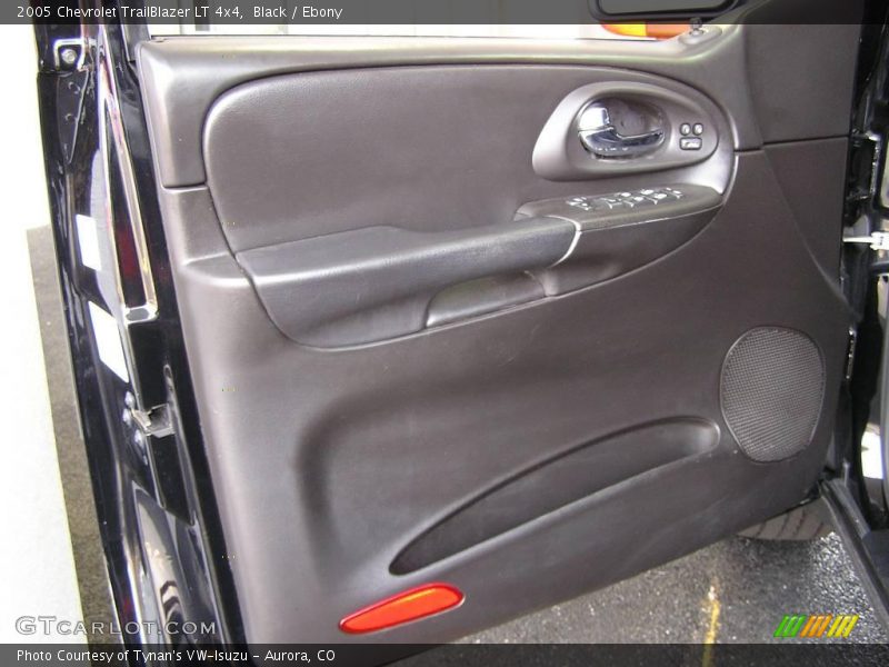 Black / Ebony 2005 Chevrolet TrailBlazer LT 4x4