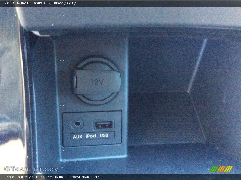 Black / Gray 2013 Hyundai Elantra GLS