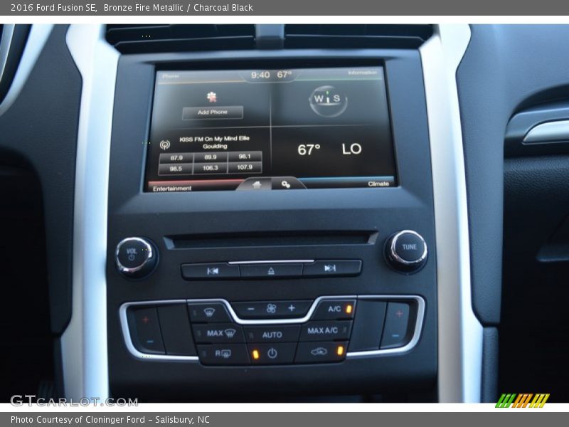 Bronze Fire Metallic / Charcoal Black 2016 Ford Fusion SE