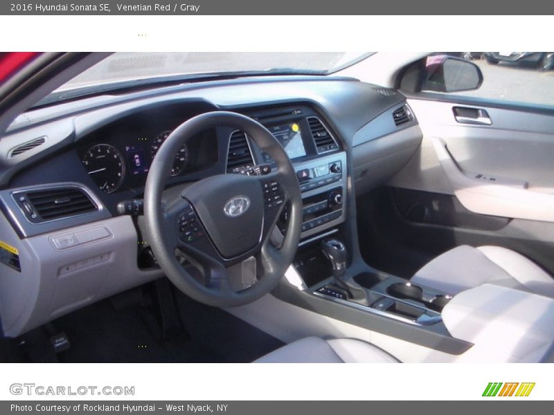 Venetian Red / Gray 2016 Hyundai Sonata SE