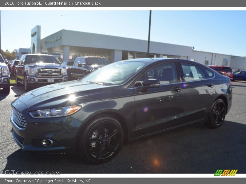 Guard Metallic / Charcoal Black 2016 Ford Fusion SE