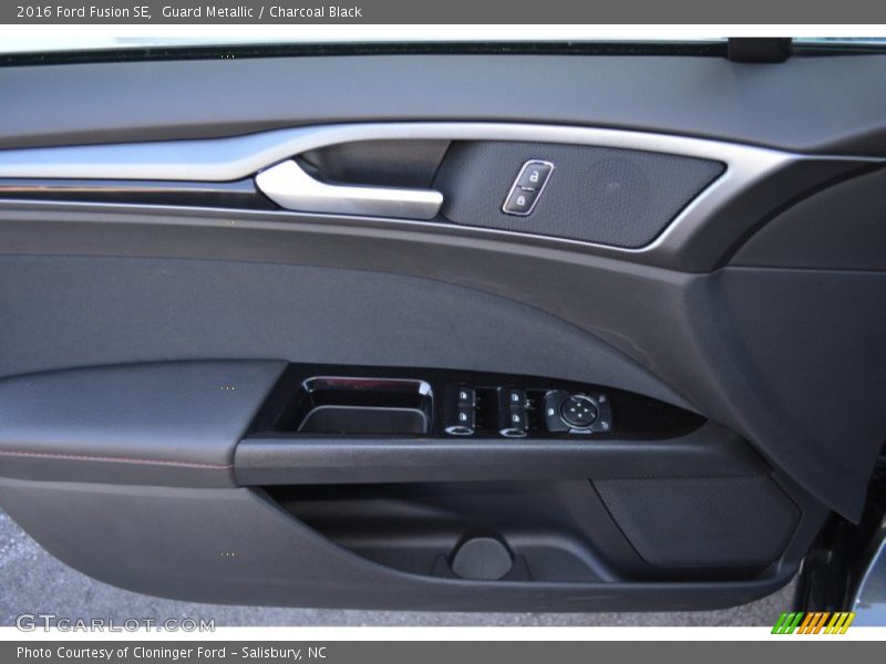 Guard Metallic / Charcoal Black 2016 Ford Fusion SE