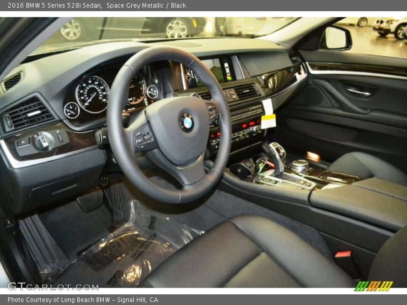 Black Interior - 2016 5 Series 528i Sedan 