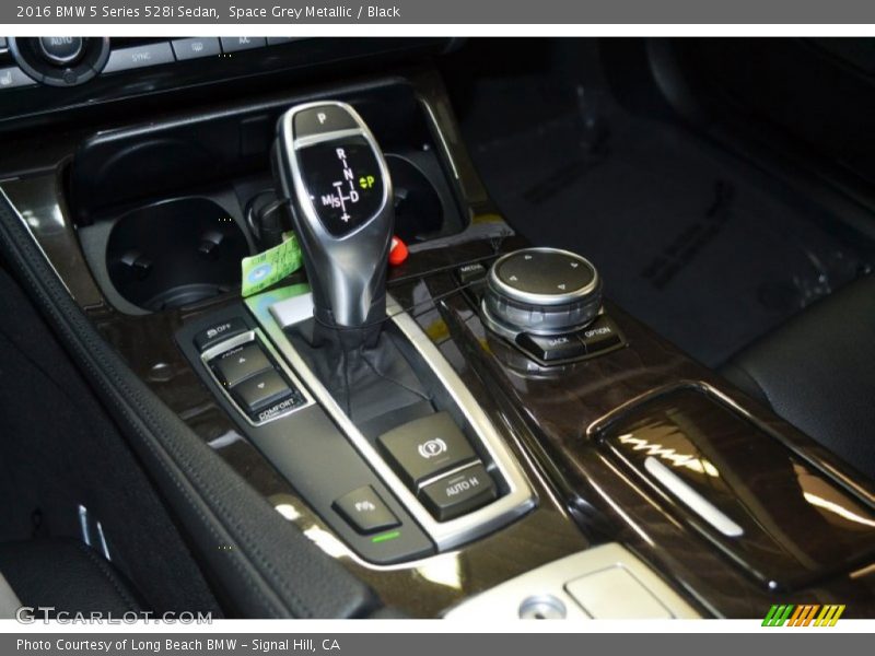  2016 5 Series 528i Sedan 8 Speed Automatic Shifter