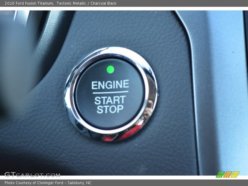 Tectonic Metallic / Charcoal Black 2016 Ford Fusion Titanium