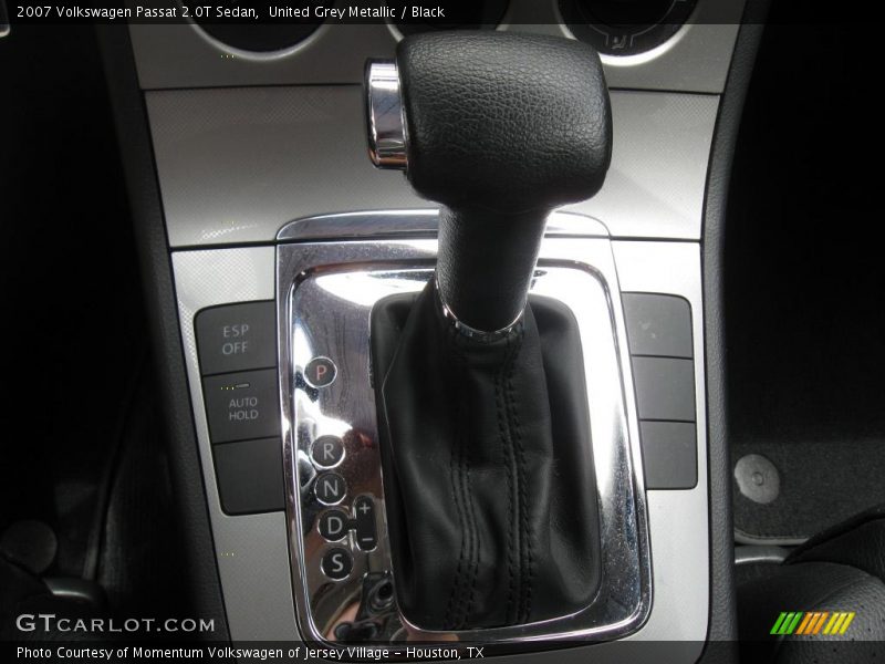 United Grey Metallic / Black 2007 Volkswagen Passat 2.0T Sedan