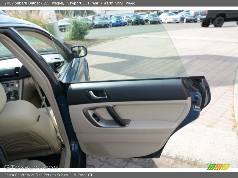 Newport Blue Pearl / Warm Ivory Tweed 2007 Subaru Outback 2.5i Wagon