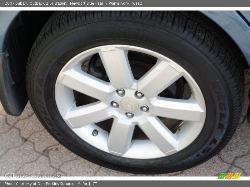 Newport Blue Pearl / Warm Ivory Tweed 2007 Subaru Outback 2.5i Wagon