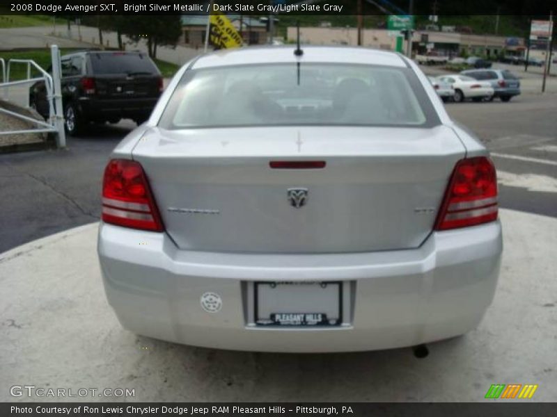 Bright Silver Metallic / Dark Slate Gray/Light Slate Gray 2008 Dodge Avenger SXT