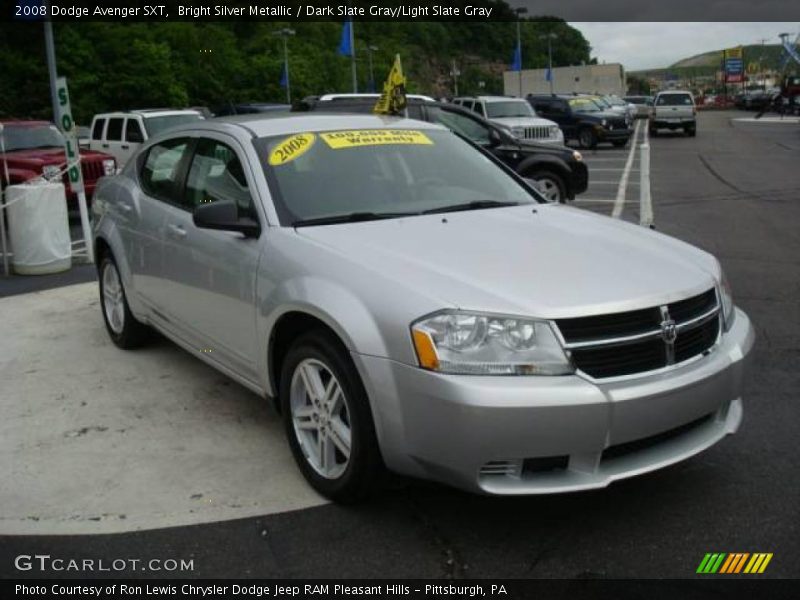 Bright Silver Metallic / Dark Slate Gray/Light Slate Gray 2008 Dodge Avenger SXT