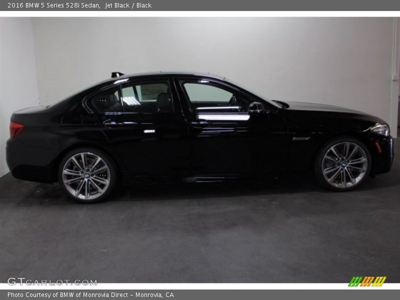 Jet Black / Black 2016 BMW 5 Series 528i Sedan