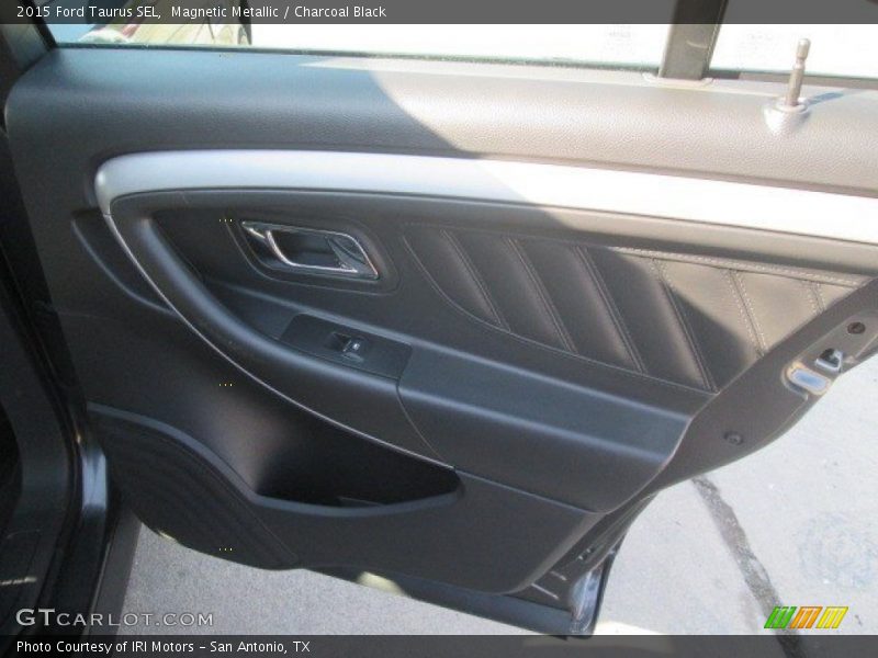 Magnetic Metallic / Charcoal Black 2015 Ford Taurus SEL