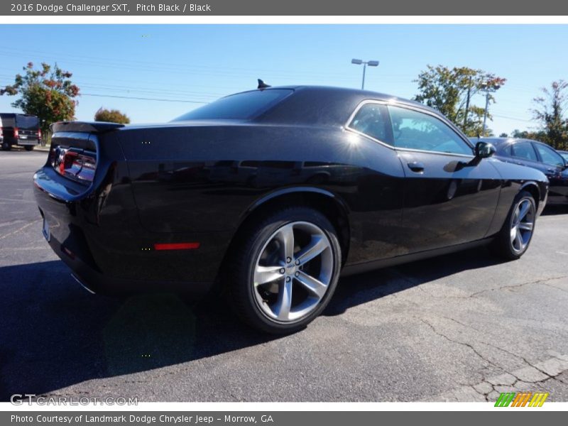 Pitch Black / Black 2016 Dodge Challenger SXT