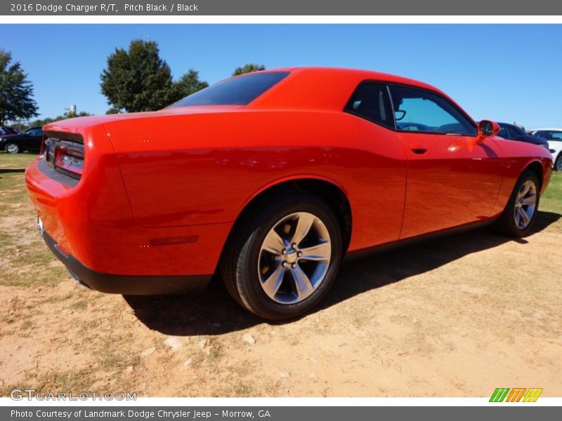 Pitch Black / Black 2016 Dodge Charger R/T