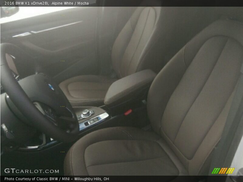 Alpine White / Mocha 2016 BMW X1 xDrive28i