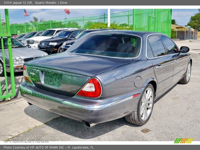 Quartz Metallic / Dove 2004 Jaguar XJ XJR