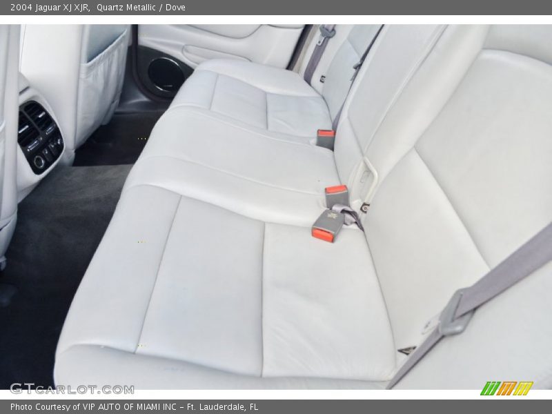 Quartz Metallic / Dove 2004 Jaguar XJ XJR