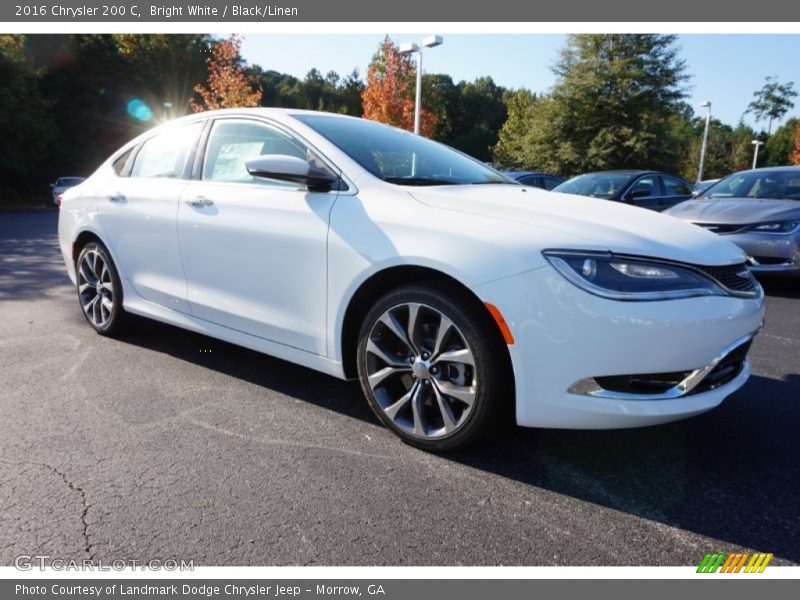 Bright White / Black/Linen 2016 Chrysler 200 C