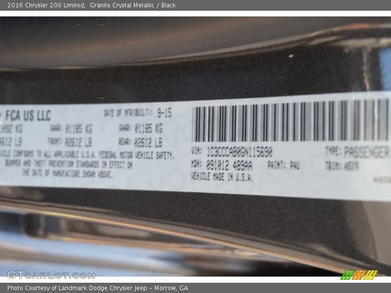 Granite Crystal Metallic / Black 2016 Chrysler 200 Limited