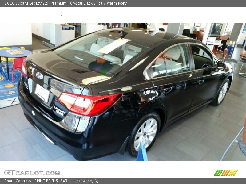Crystal Black Silica / Warm Ivory 2016 Subaru Legacy 2.5i Premium