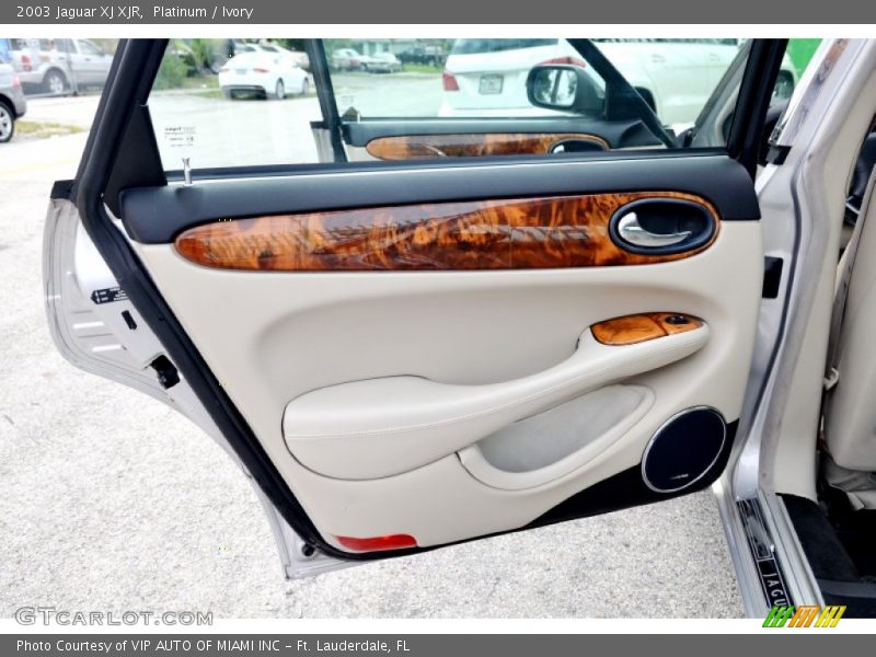 Platinum / Ivory 2003 Jaguar XJ XJR
