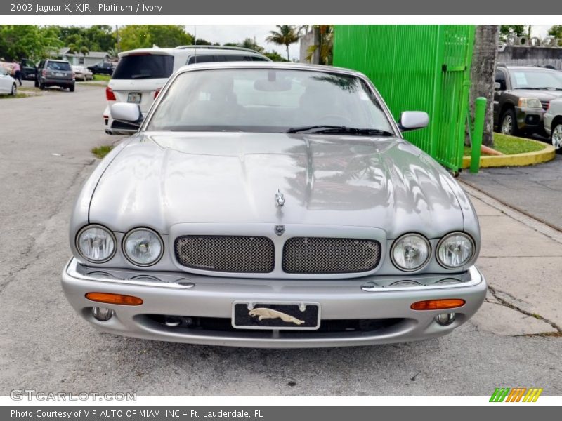 Platinum / Ivory 2003 Jaguar XJ XJR