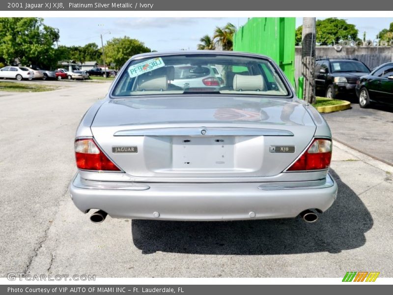 Platinum Silver Metallic / Ivory 2001 Jaguar XJ XJ8