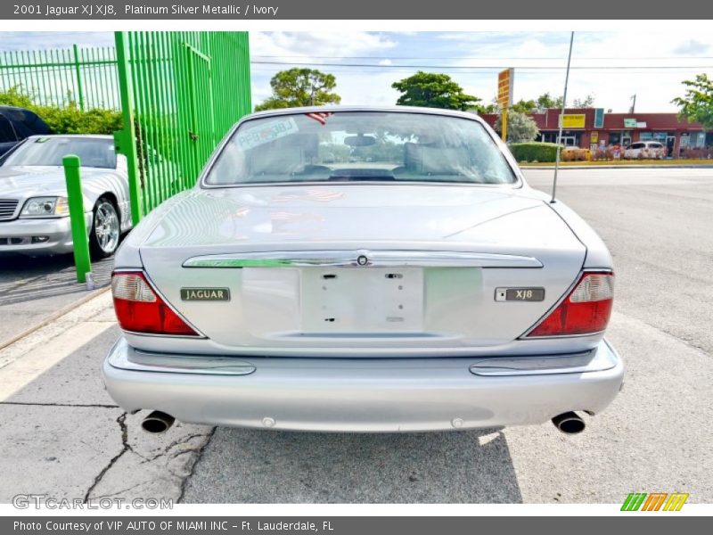 Platinum Silver Metallic / Ivory 2001 Jaguar XJ XJ8