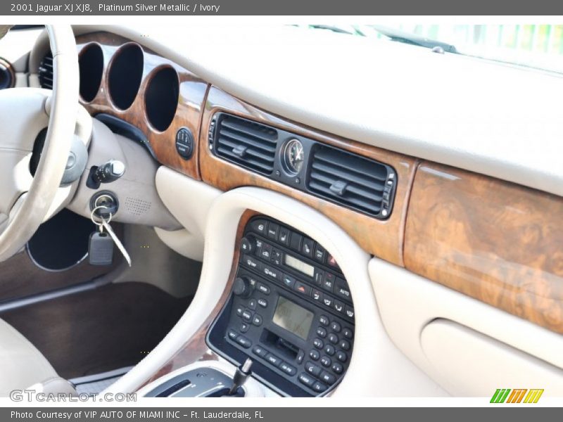 Platinum Silver Metallic / Ivory 2001 Jaguar XJ XJ8