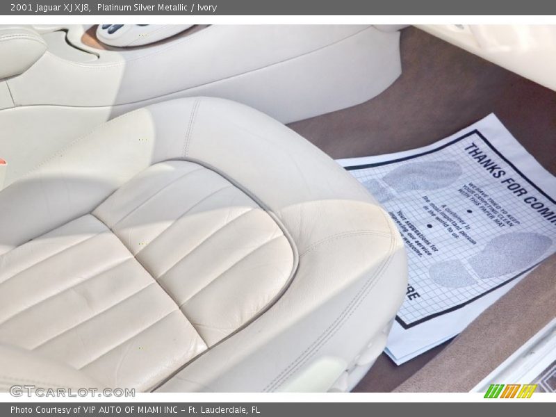 Platinum Silver Metallic / Ivory 2001 Jaguar XJ XJ8