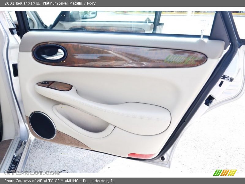Platinum Silver Metallic / Ivory 2001 Jaguar XJ XJ8