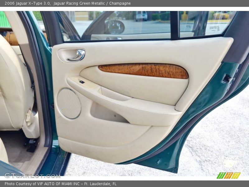Jaguar Racing Green Metallic / Champagne 2006 Jaguar X-Type 3.0