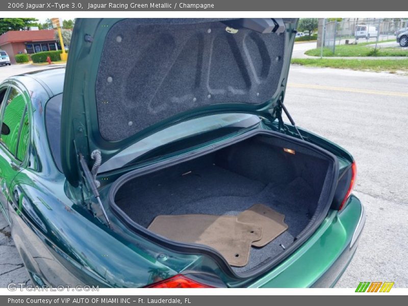 Jaguar Racing Green Metallic / Champagne 2006 Jaguar X-Type 3.0