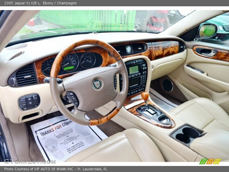  2005 XJ XJ8 L Champagne Interior