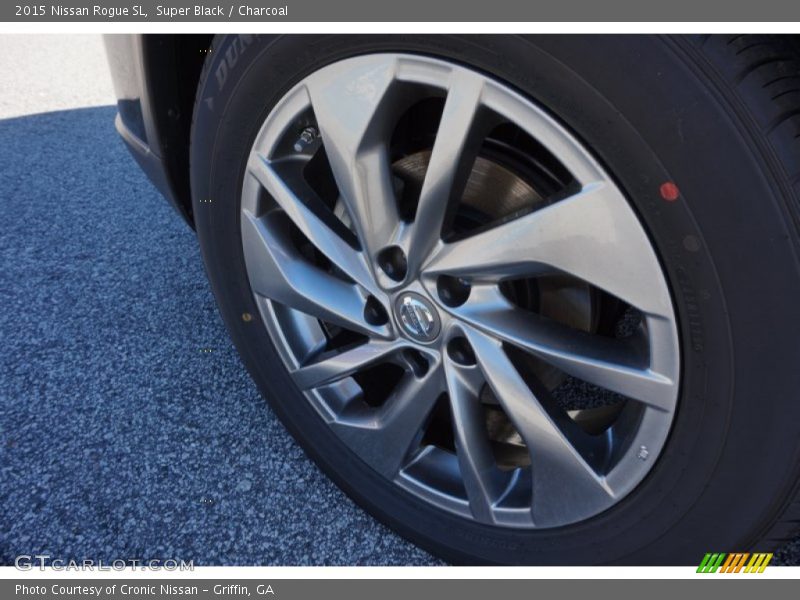 Super Black / Charcoal 2015 Nissan Rogue SL