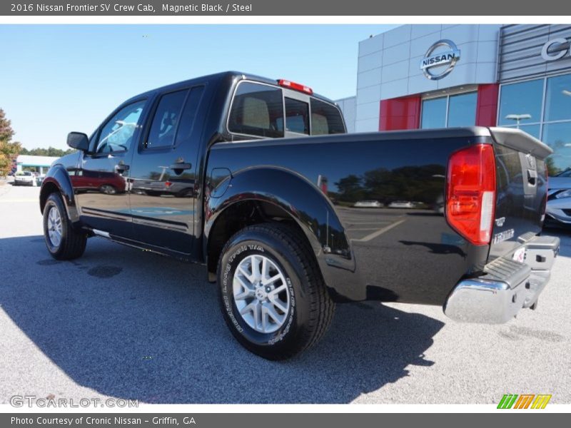Magnetic Black / Steel 2016 Nissan Frontier SV Crew Cab
