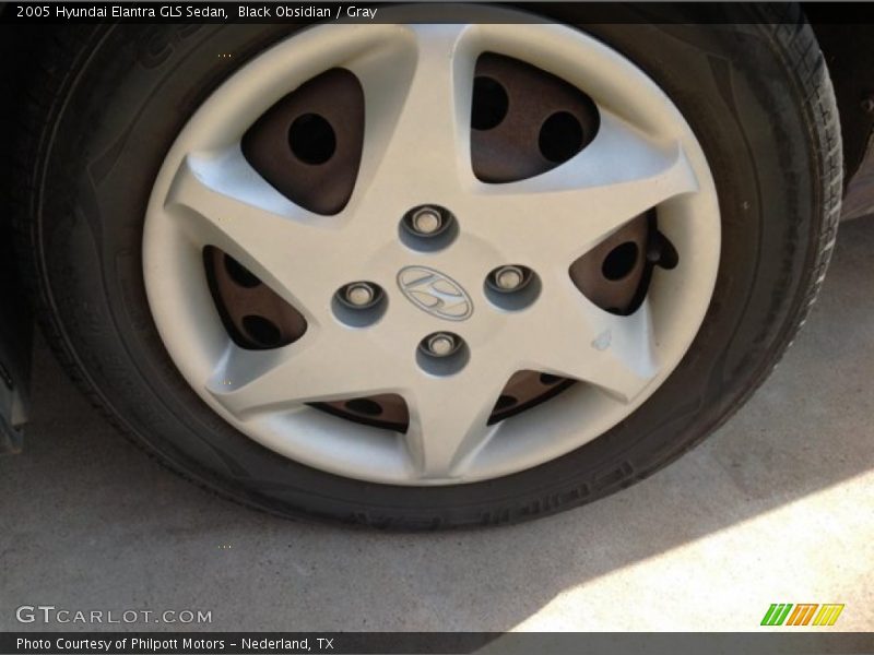 Black Obsidian / Gray 2005 Hyundai Elantra GLS Sedan