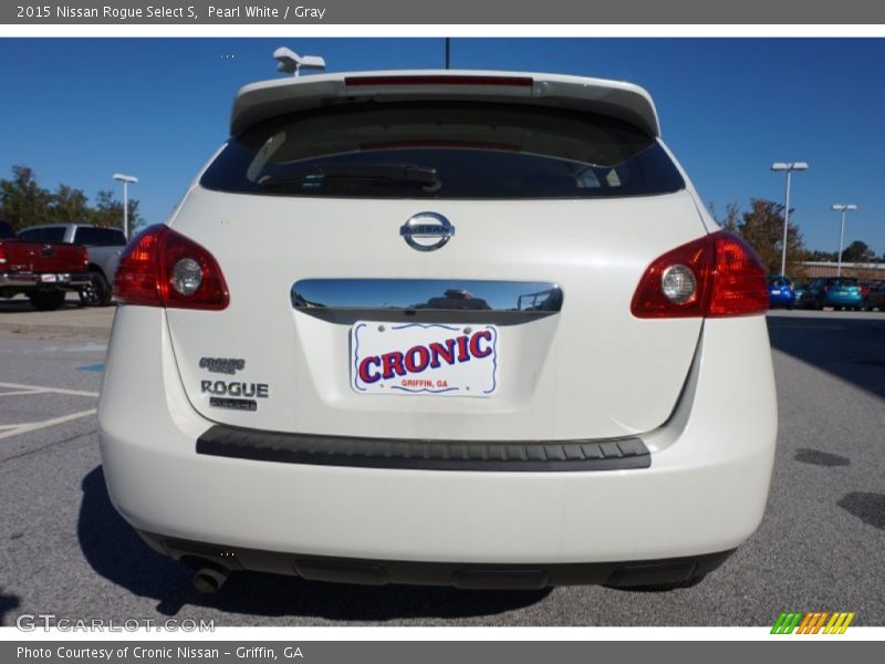 Pearl White / Gray 2015 Nissan Rogue Select S