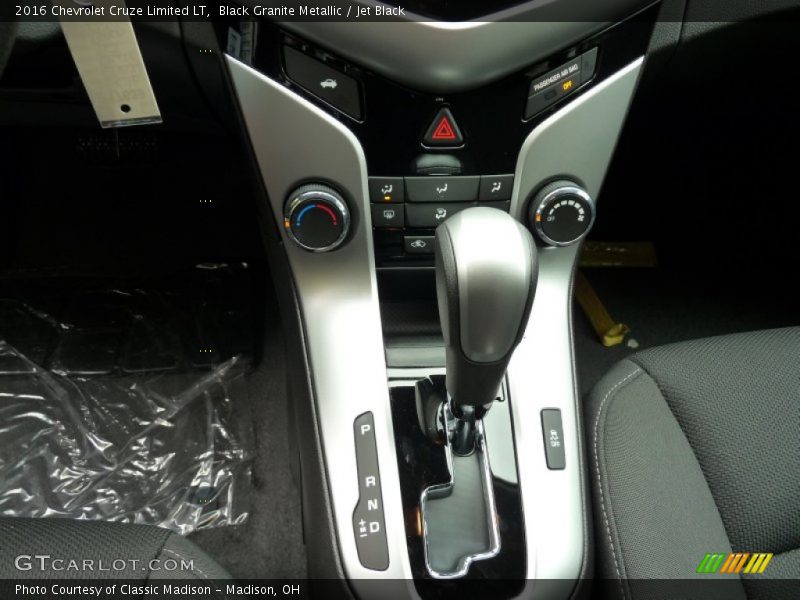 Black Granite Metallic / Jet Black 2016 Chevrolet Cruze Limited LT