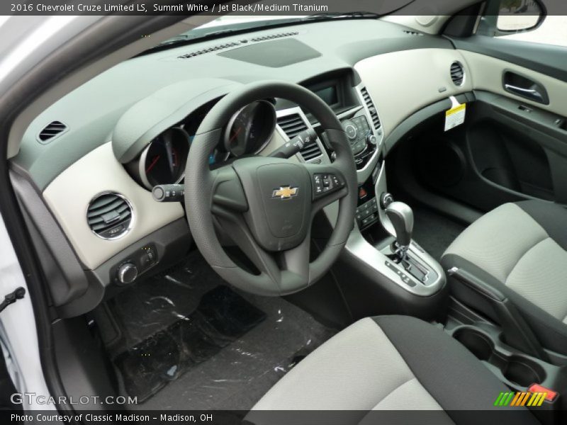  2016 Cruze Limited LS Jet Black/Medium Titanium Interior
