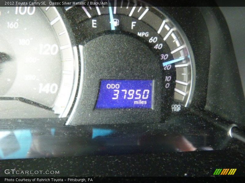 Classic Silver Metallic / Black/Ash 2012 Toyota Camry SE