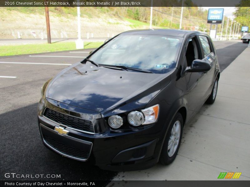 Mosaic Black Metallic / Jet Black/Brick 2016 Chevrolet Sonic LT Hatchback