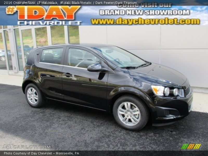 Mosaic Black Metallic / Dark Pewter/Dark Titanium 2016 Chevrolet Sonic LT Hatchback