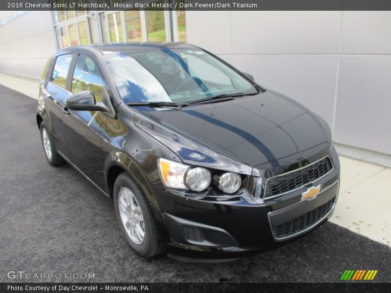 Mosaic Black Metallic / Dark Pewter/Dark Titanium 2016 Chevrolet Sonic LT Hatchback